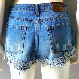 B by Boulevard Vintage Premium Denim Shorts